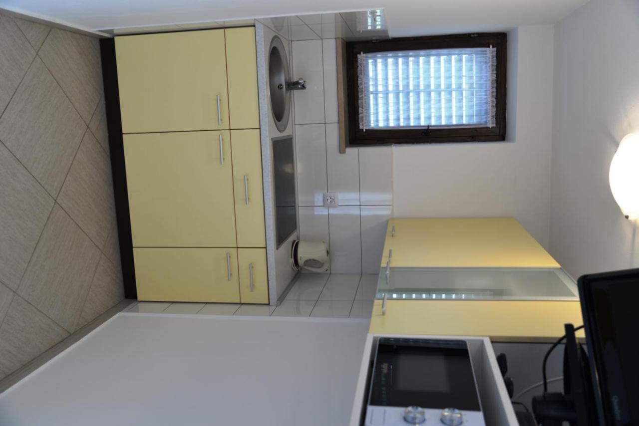 Apartments Palma & Pino Cres Kültér fotó